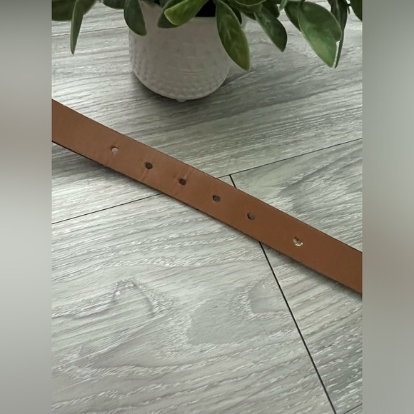 Navy Belt, “snake print” pattern with gold accents - Picture 7 of 10